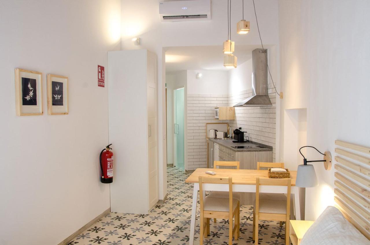 Torre De La Yerba Apartment กาเซเรส ภายนอก รูปภาพ