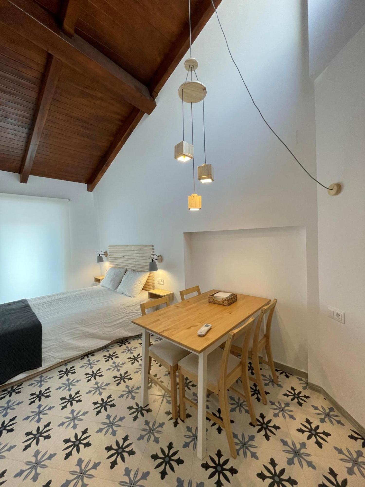 Torre De La Yerba Apartment กาเซเรส ภายนอก รูปภาพ